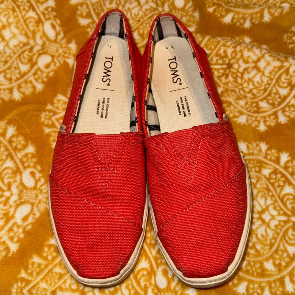 TOMS Women's Alpargata Bright Red/Orange Canvas Loafers - 5